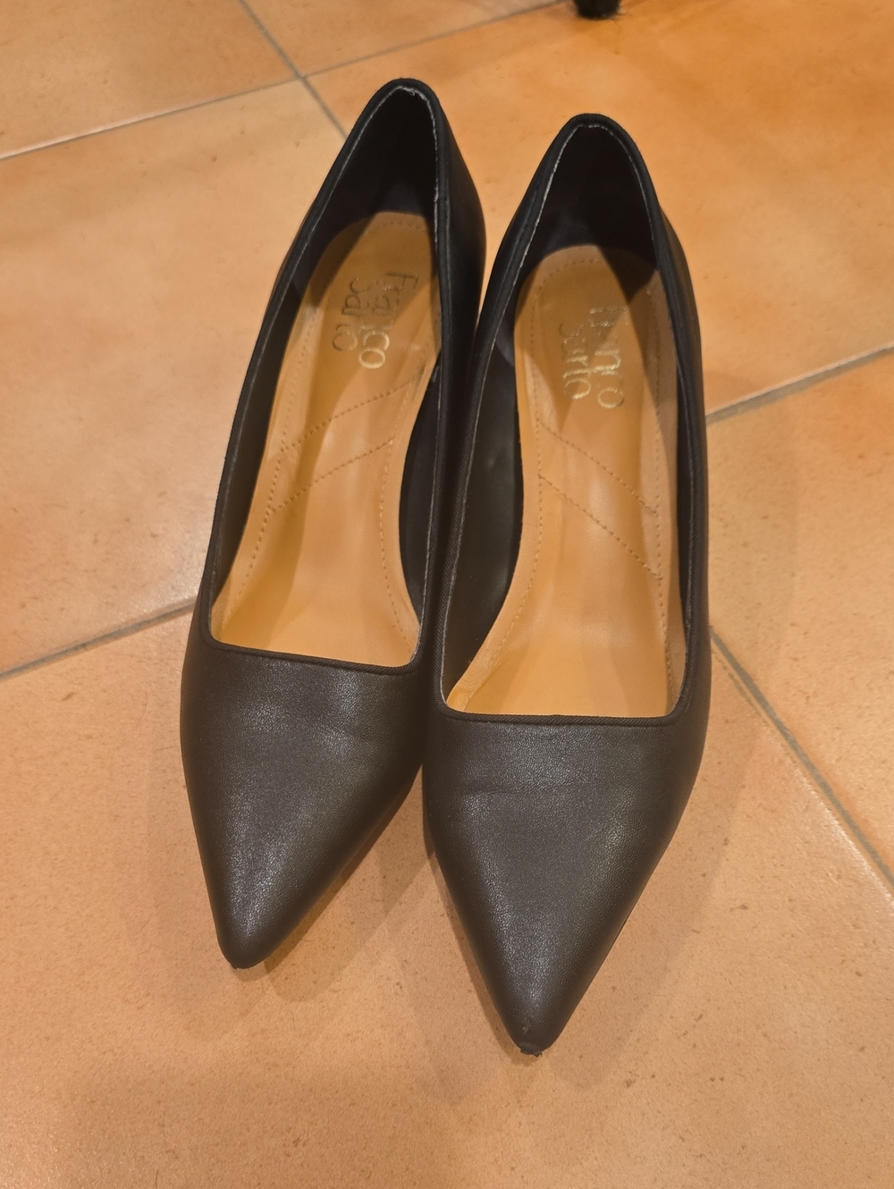 Franco Sarto Black Pointed-Toe Pumps